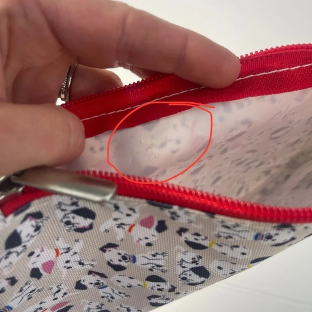 101 Dalmatians zippered pouch,‎ Disney Movie club
